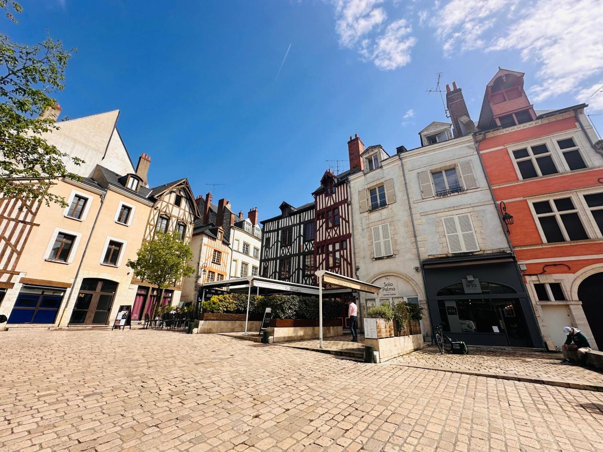 Orleans Centre Historique - Charmant T2 - L'Evasion Orleanaise Exterior photo